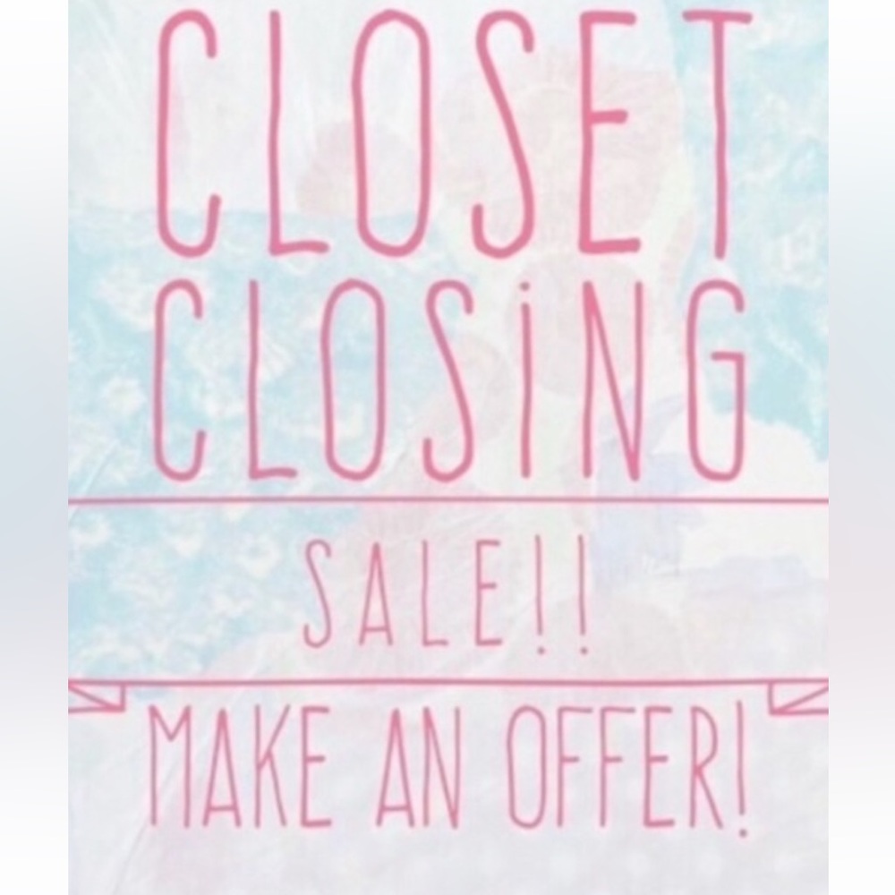 CLOSET CLOSING SOON🍓